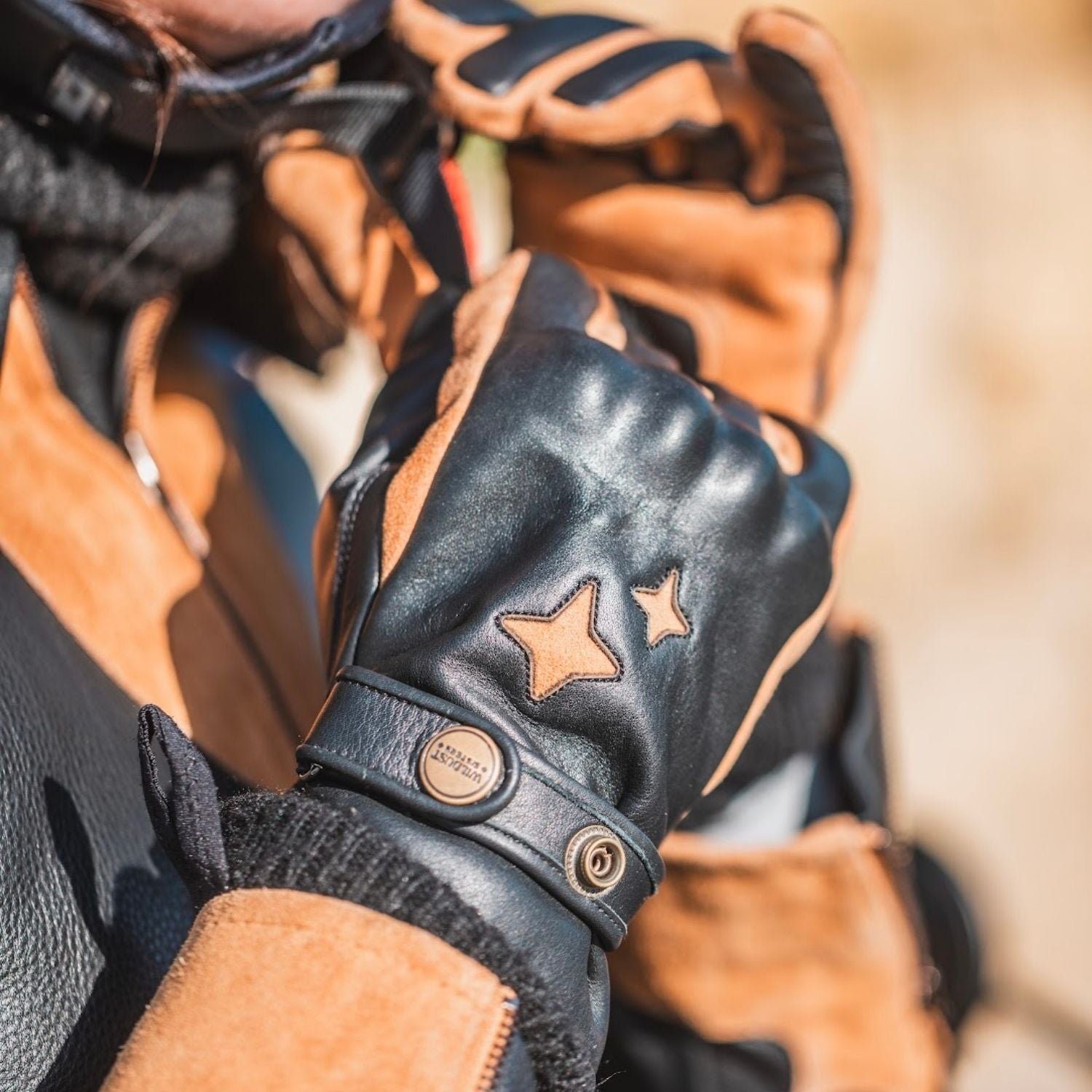 1_1 GANTS MOTO CUIR Wildust Sisters GLOVES KP - CLASSIC BLACK – Image 1