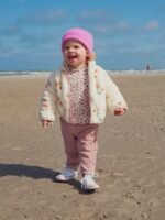Veste en fausse fourrure à fleurs pour bébé fille – Image 2