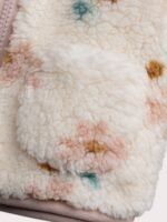 Veste en fausse fourrure à fleurs pour bébé fille – Image 4