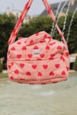 Accessoire poupon - Sac à langer cœur bonton + minikane – Image 5