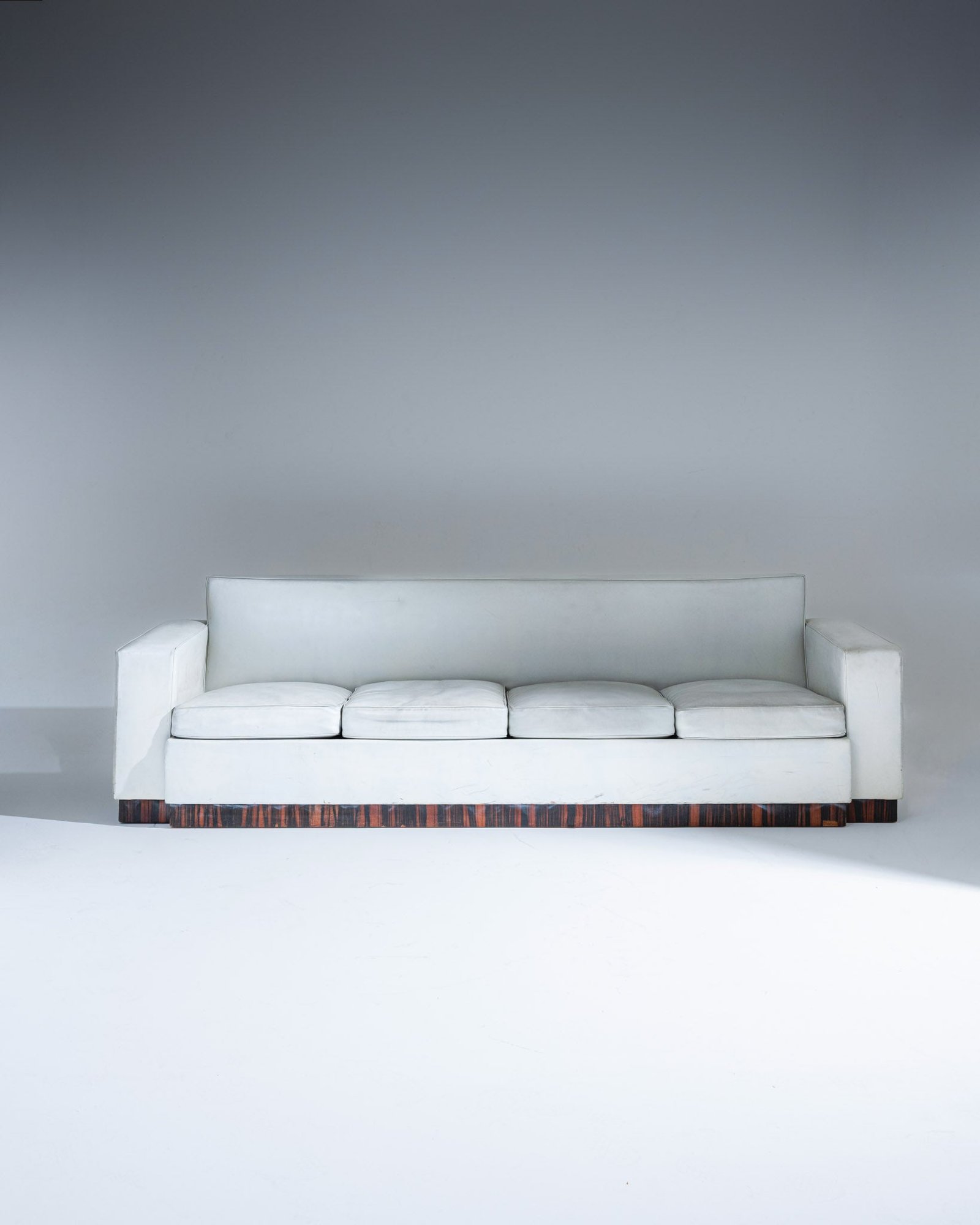 CANAPE_EN_CUIR_JACQUES_ADNET_1930s CANAPÉ EN CUIR. JACQUES ADNET. 1930s – Image 1