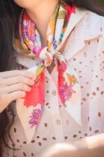 Foulard triangle le jardin – Image 8